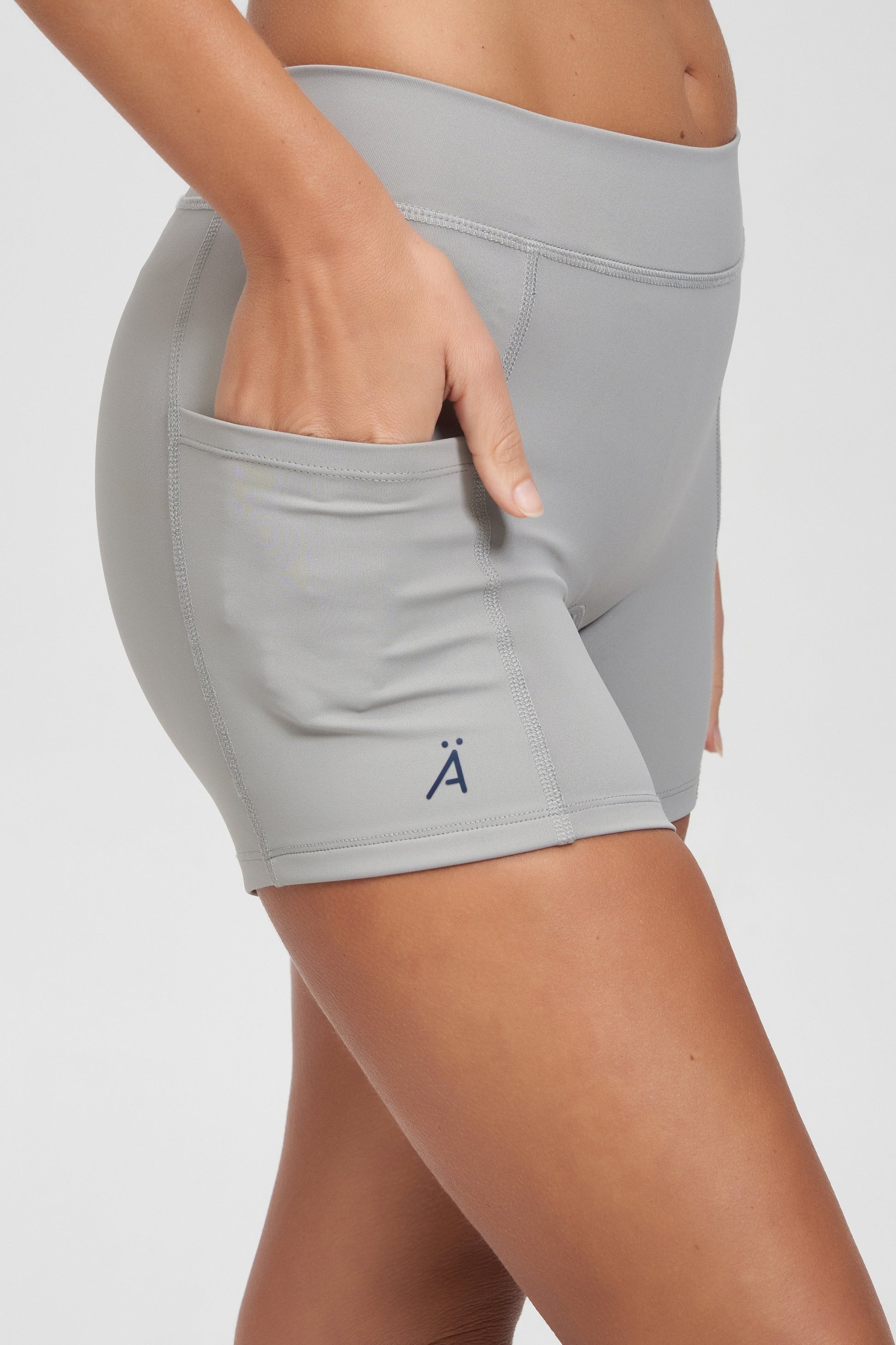 Älskar Golf | Annika Tech Shortie