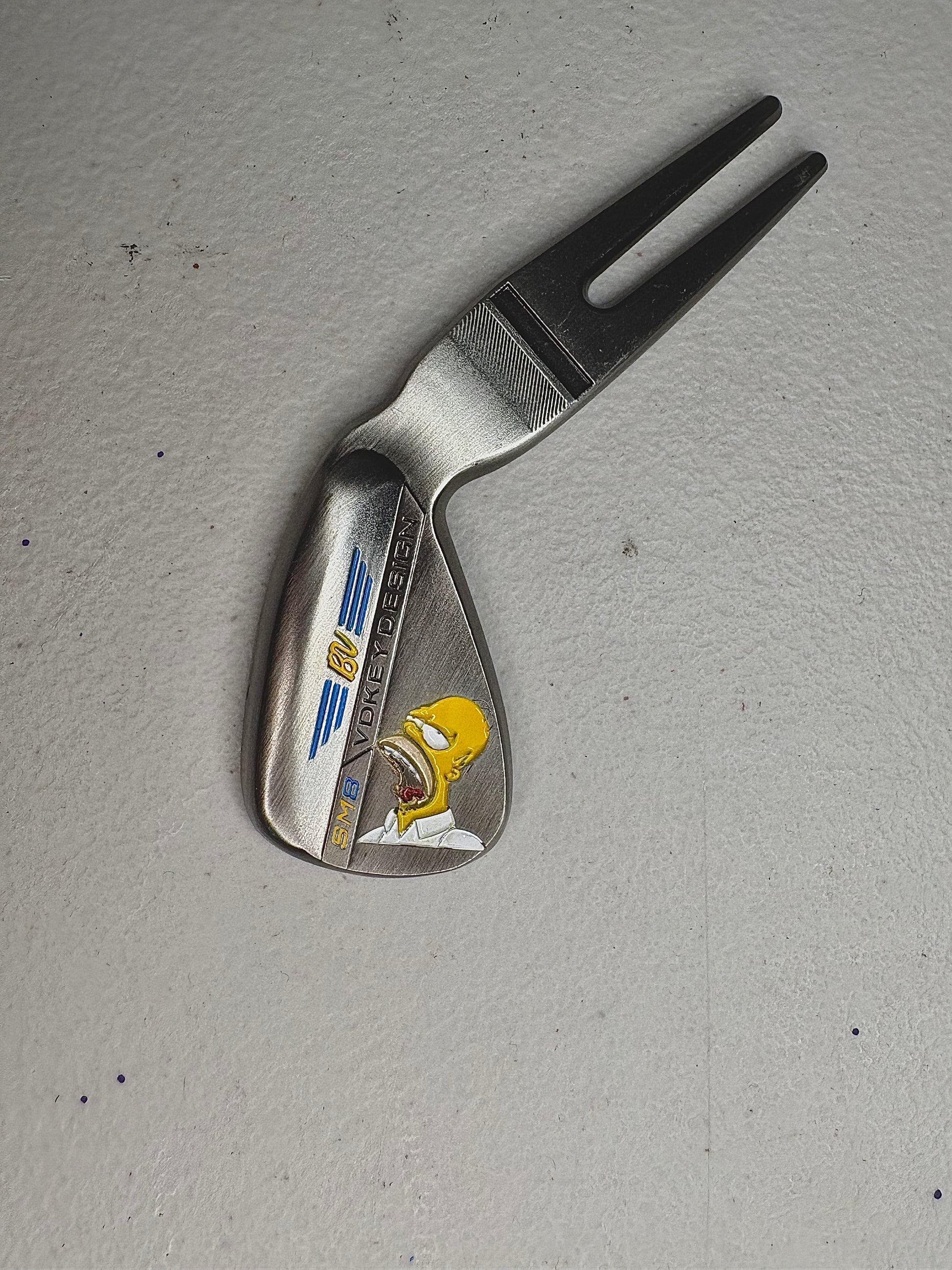 Homer Simpson Divot Tool