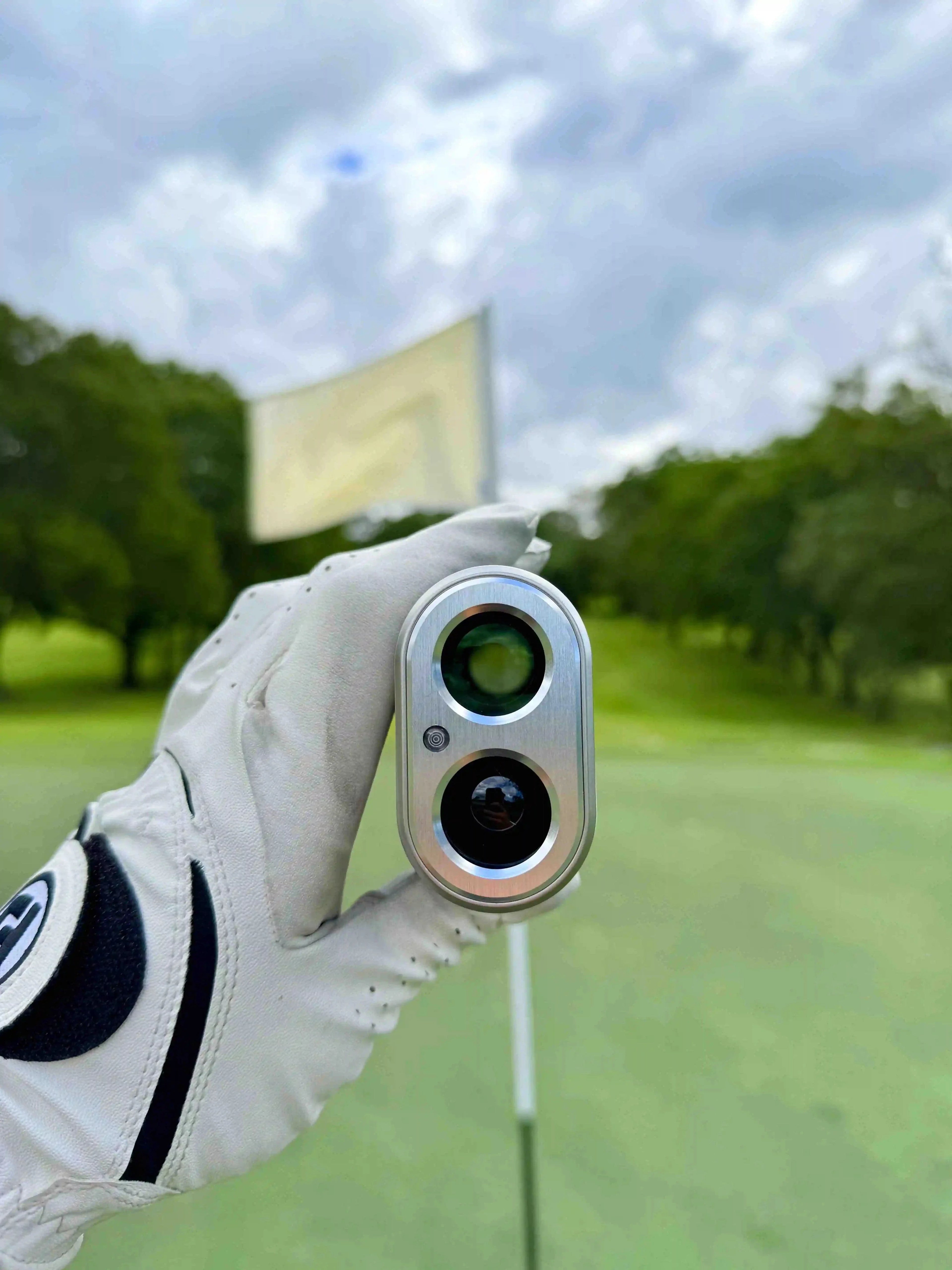 Aced Golf Range Finder