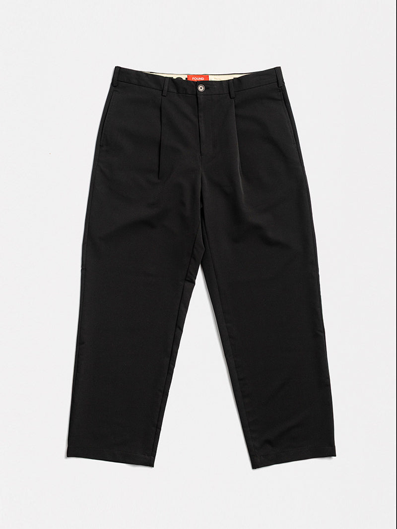 PLEATED PANTS | BLACK
