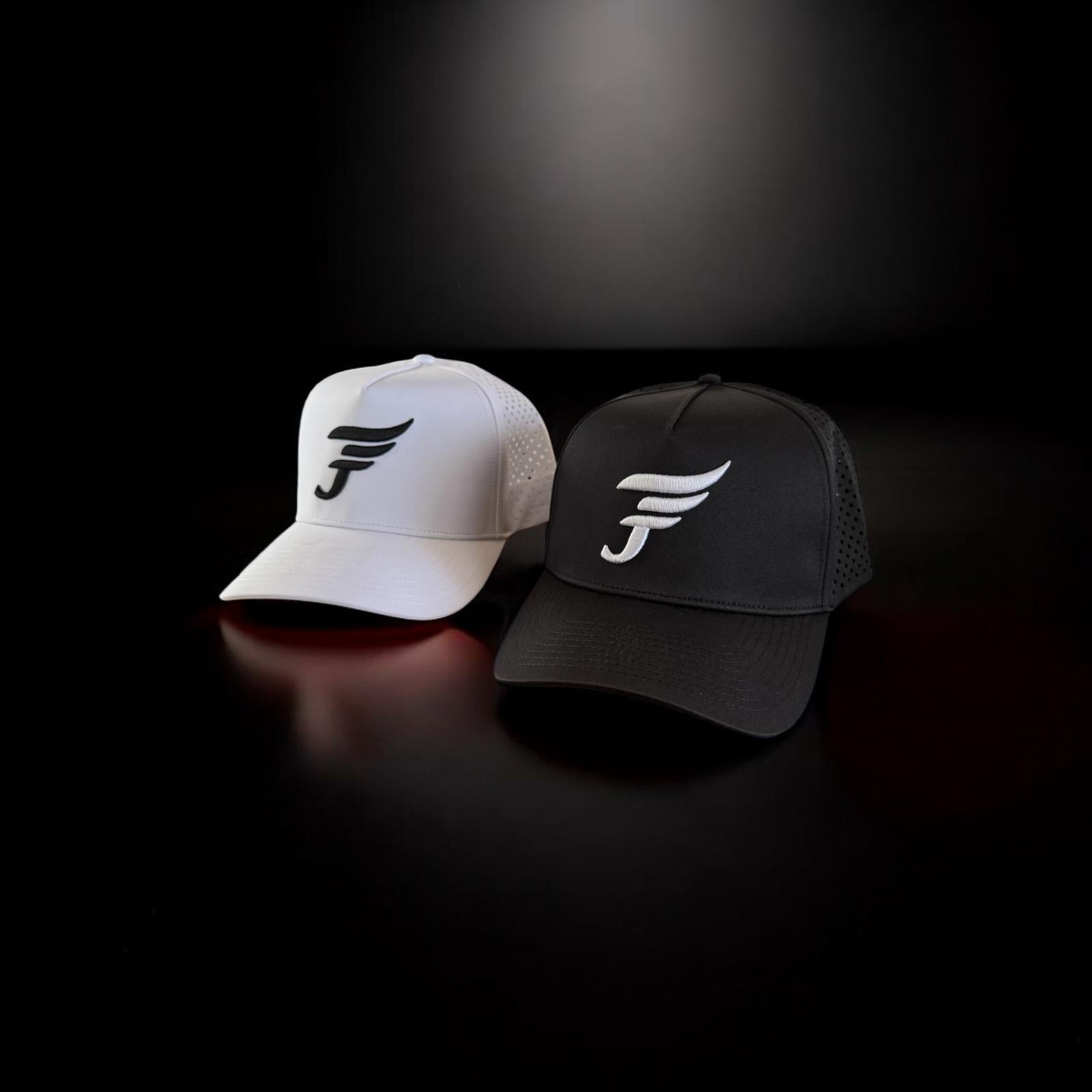 Signature Cap, black and white golf cap
