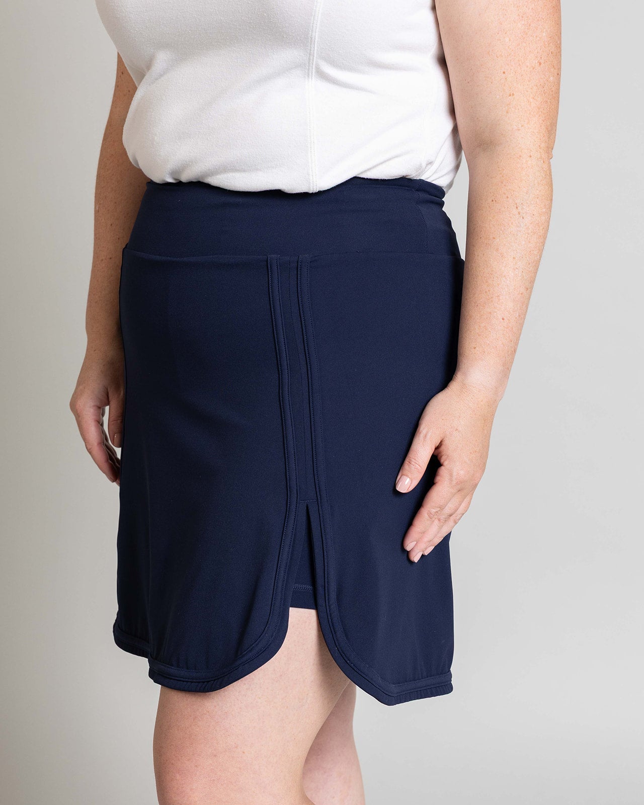 NAVY CORE SKORT